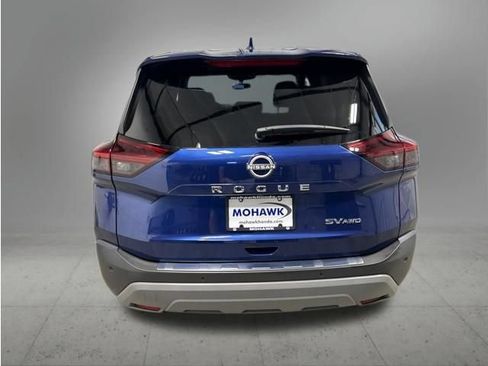 Used 2023 Nissan Rogue SV AWD/4WD image 4