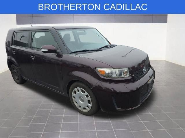 Used 2010 Scion xB FWD image 3
