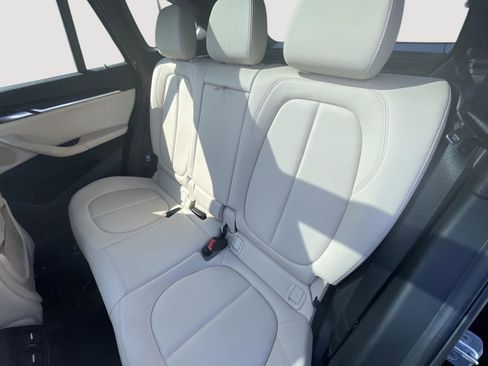 Used 2017 BMW X1 xDrive28i AWD/4WD image 30