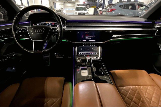 Used 2023 Audi S8 AWD/4WD image 15