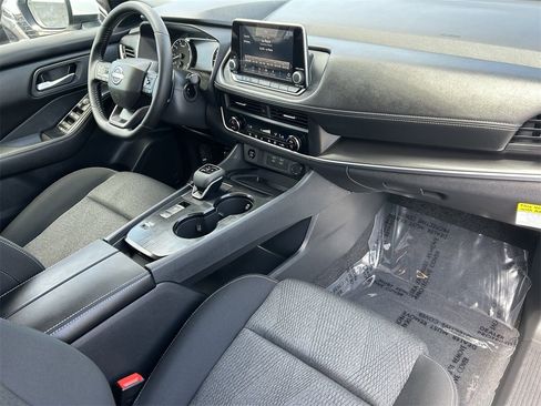 New 2026 Nissan Rogue SV image 8