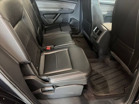 Used 2021 Volkswagen Atlas Cross Sport SE w/ Panoramic Sunroof Package AWD/4WD image 28