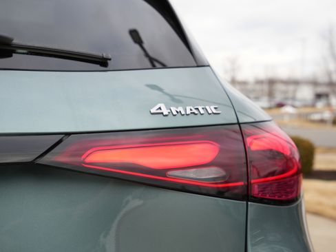 New 2026 Mercedes-Benz GLC 300 GLC 300 image 14