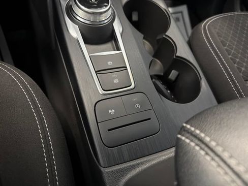 Used 2024 Ford Escape Active AWD/4WD image 26