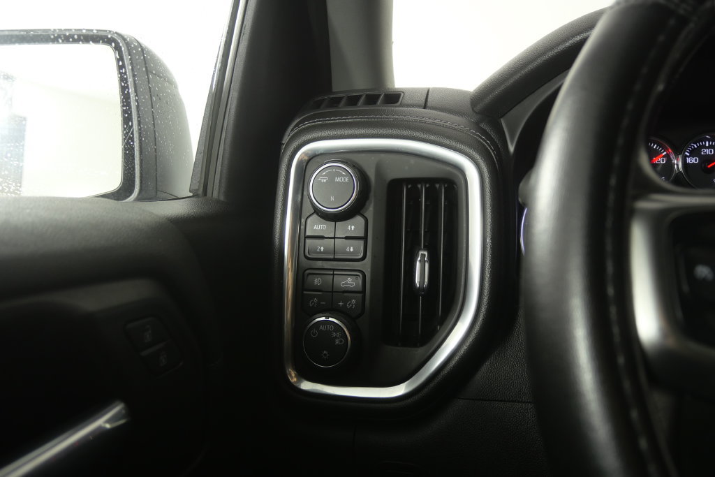 Used 2020 Chevrolet Silverado 1500 RST AWD/4WD image 22