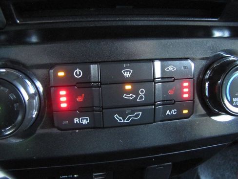 Used 2015 Ford F150 XLT w/ Equipment Group 302A Luxury image 42