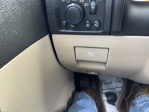 Used 2007 HUMMER H3 AWD/4WD image 23