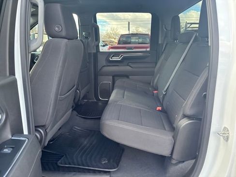 Used 2024 Chevrolet Silverado 2500 LT image 28