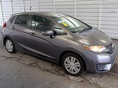 Used 2017 Honda Fit LX image 6