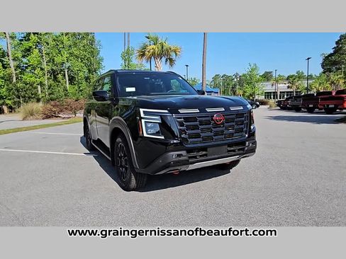 New 2025 Nissan Armada PRO-4X w/ Pro-4X Premium Package image 17