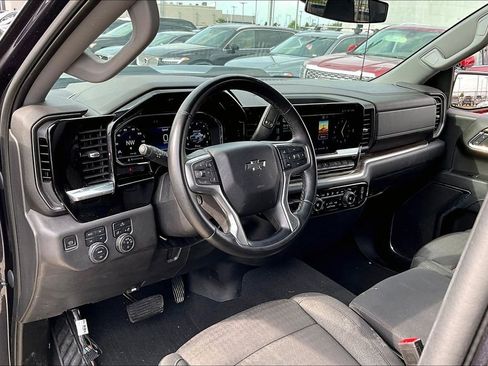 Used 2023 Chevrolet Silverado 1500 LT Trail Boss w/ Protection Package AWD/4WD image 17