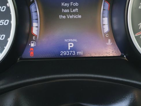 Used 2020 Maserati Levante GranLusso image 37