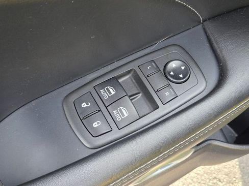 Used 2021 Dodge Challenger R/T Scat Pack RWD image 22