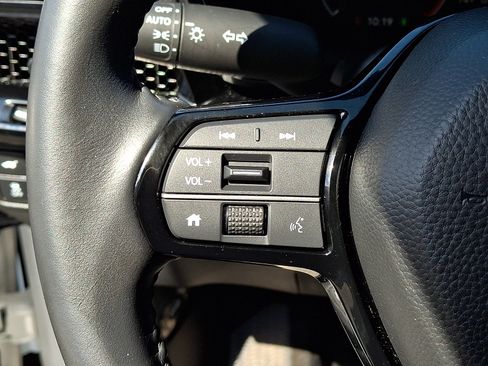 Used 2024 Honda CR-V EX-L image 22