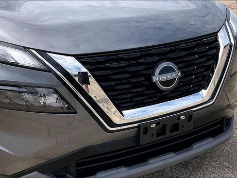 Used 2023 Nissan Rogue S AWD/4WD image 29
