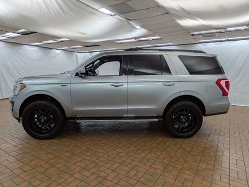 Certified 2021 Ford Expedition XLT w/ FX4 Off-Road Package image 4