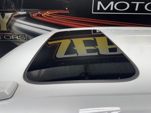 Used 2025 GMC Sierra 1500 AT4X image 6