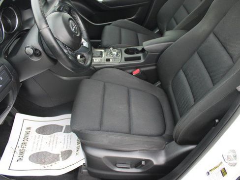 Used 2016 MAZDA CX-5 Touring w/ Touring Technology Package FWD image 9