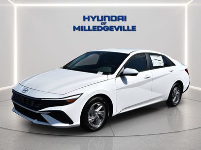 New 2026 Hyundai Elantra SE