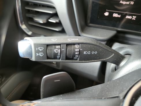 Used 2026 GMC Terrain AT4 w/ Convenience Package III AWD/4WD image 19