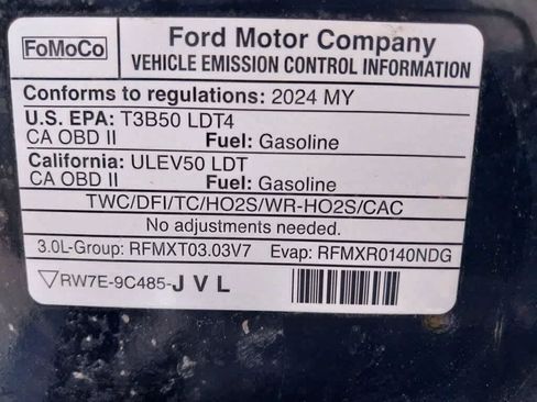 Certified 2024 Ford Bronco Raptor w/ Interior Carbon Fiber Pack 6 AWD/4WD image 36