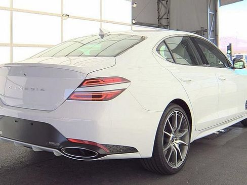 Used 2026 Genesis G70 2.5T RWD image 3