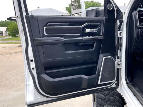 Used 2022 RAM 2500 Laramie AWD/4WD image 22