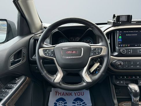 Used 2022 GMC Canyon Denali RWD image 12