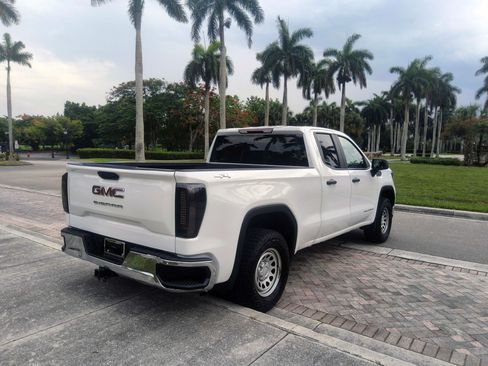 Used 2023 GMC Sierra 1500 Pro w/ Pro Value Package AWD/4WD image 17