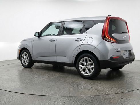Used 2025 Kia Soul LX w/ LX Technology Package image 6