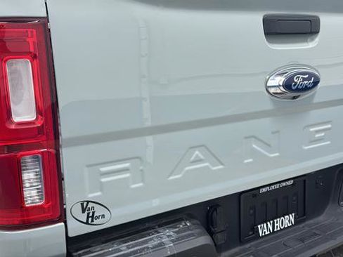 Used 2023 Ford Ranger Lariat w/ Technology Package AWD/4WD image 39