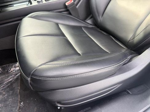 New 2025 Lincoln Corsair AWD image 18