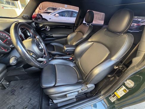 Used 2018 MINI Cooper John Cooper Works w/ Premium Package FWD image 17