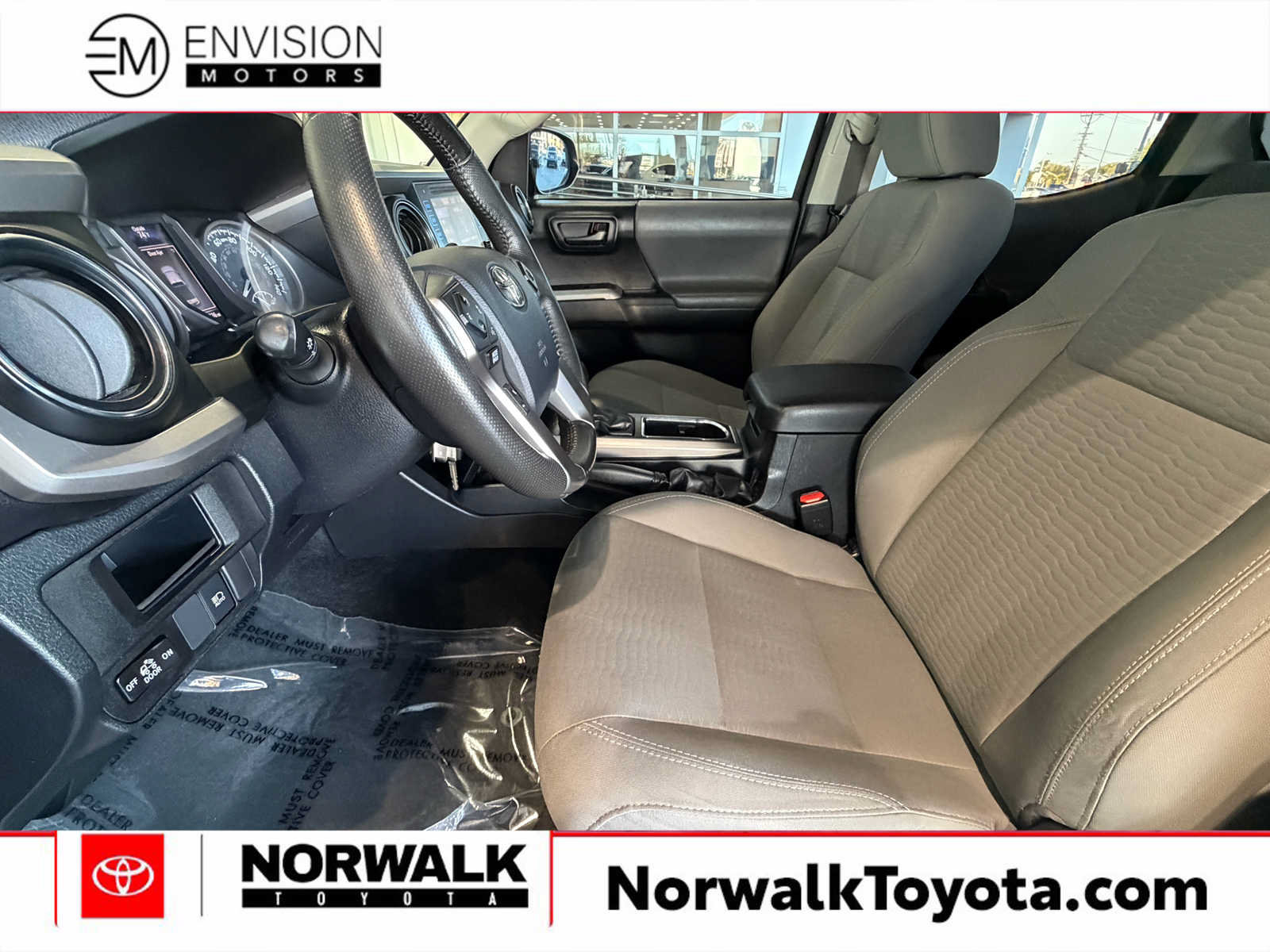 Used 2019 Toyota Tacoma SR5 RWD image 18
