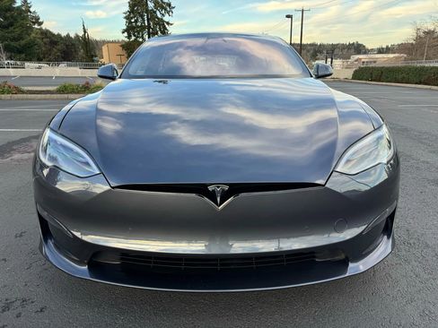 Used 2022 Tesla Model S image 3