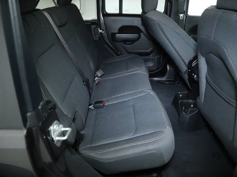 Used 2025 Jeep Wrangler Unlimited Sport AWD/4WD image 32