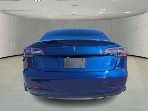 Used 2020 Tesla Model 3 Long Range image 4