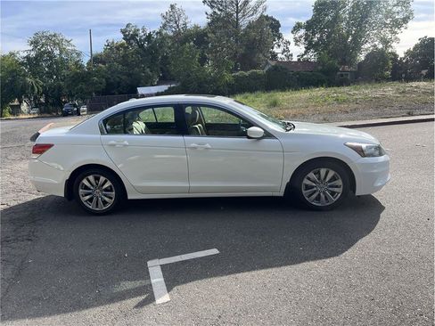 Used 2012 Honda Accord EX-L image 4