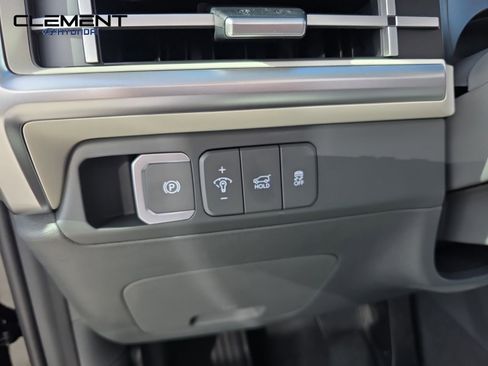 New 2026 Hyundai Santa Fe SE AWD/4WD image 12