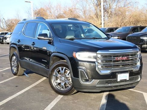 Used 2023 GMC Acadia SLT image 2