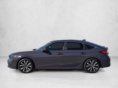 Used 2024 Honda Civic EX-L image 9