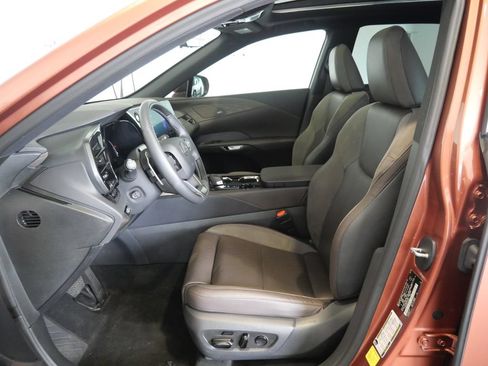 Used 2023 Lexus RX 350 AWD w/ Accessory Package image 15