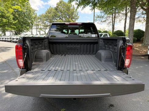 Used 2026 GMC Sierra 1500 Elevation w/ Elevation Premium Package AWD/4WD image 18