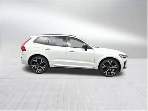 New 2026 Volvo XC60 B5 Ultra AWD/4WD image 6