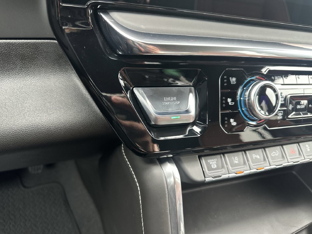 Certified 2024 GMC Sierra 2500 Denali Ultimate AWD/4WD image 17