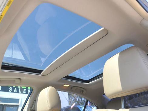 Used 2014 Nissan Maxima 3.5 SV w/ Premium Package image 26