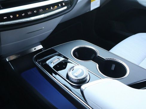 New 2026 Cadillac Lyriq Sport image 28