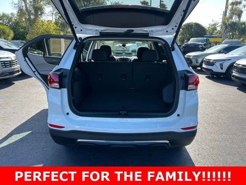 Used 2024 Chevrolet Equinox LT AWD/4WD image 16