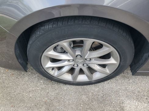Used 2023 Acura TLX FWD image 4