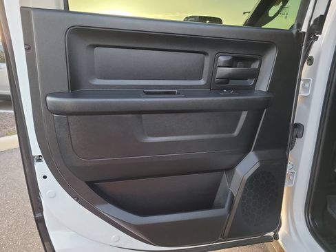 Used 2018 RAM 1500 Tradesman w/ Popular Equipment Group AWD/4WD image 8